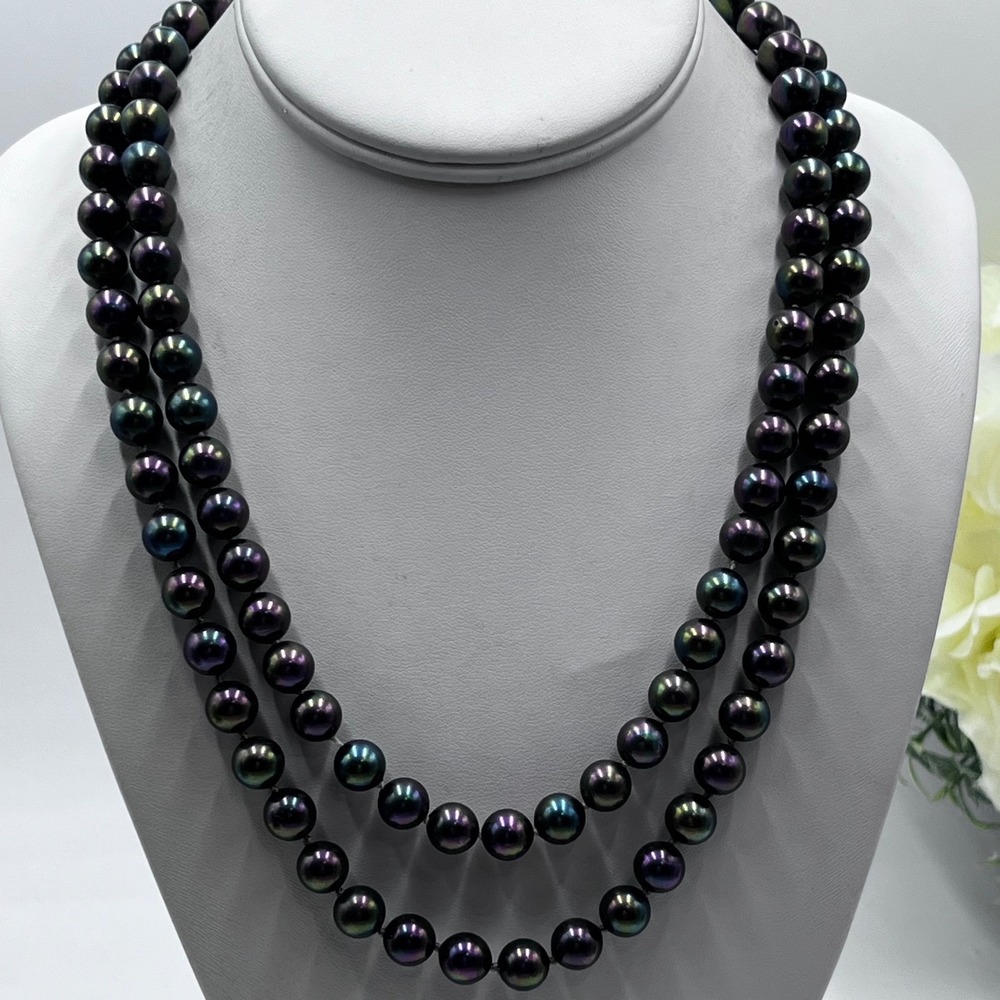 Majorica Vintage Double Strand Peacock faux Pearl lustrous iridescent necklace